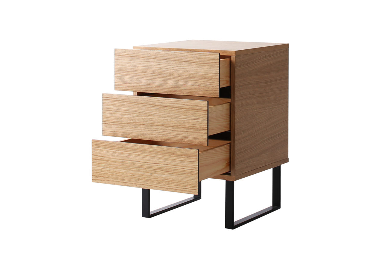 הימלען - לײַלאַ נאַכטטישל הויך